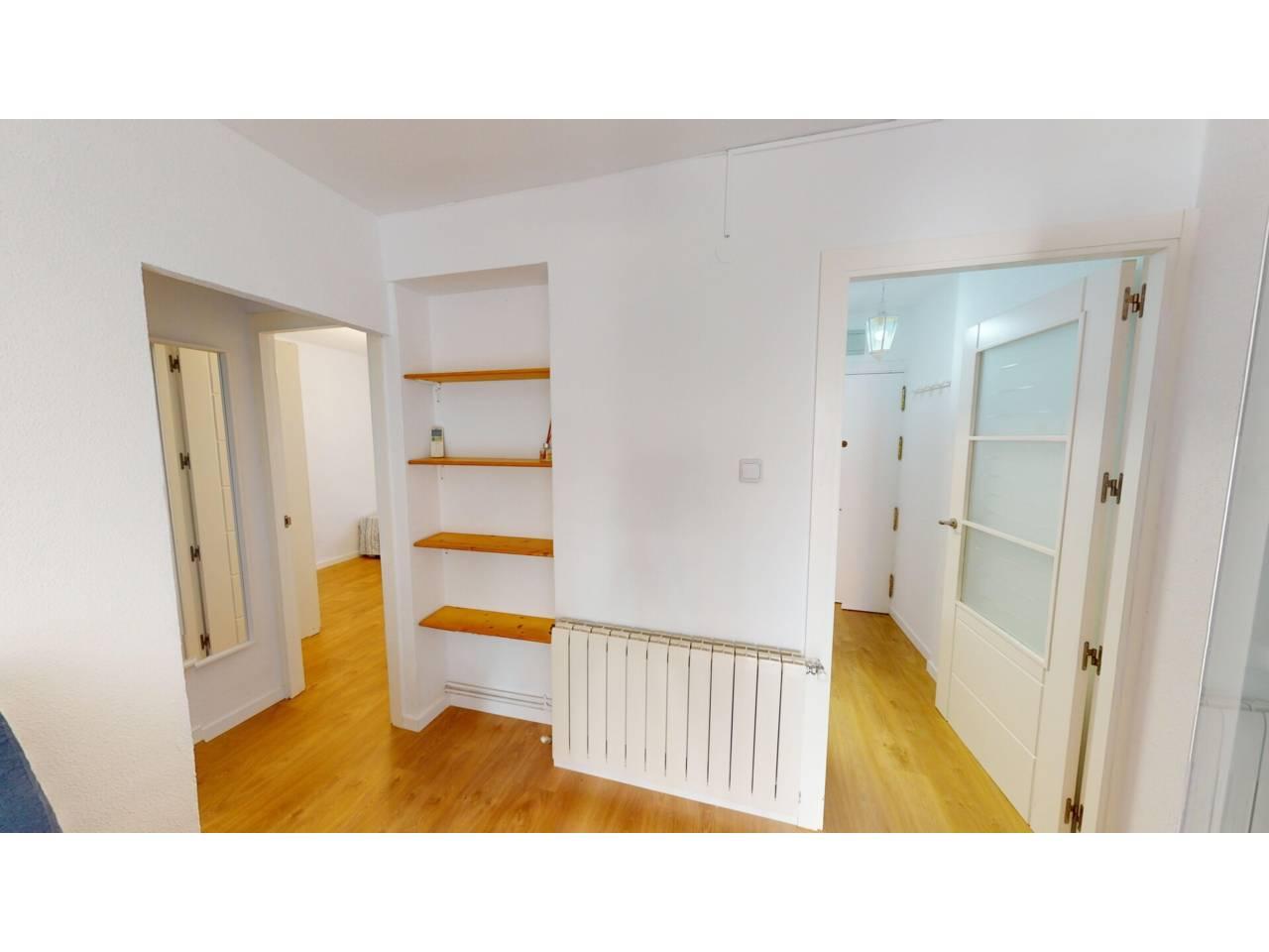 Appartement à louer à Barrio del Pilar  Madrid